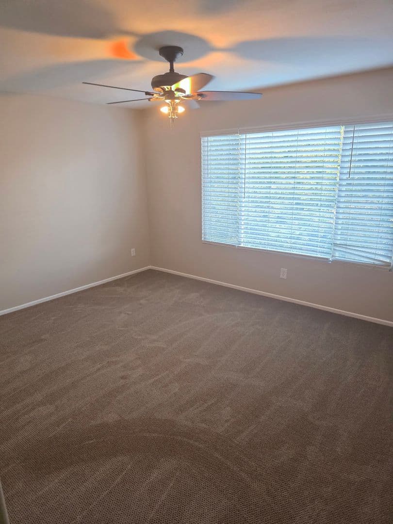 Temecula House: 32442 Galatina Street