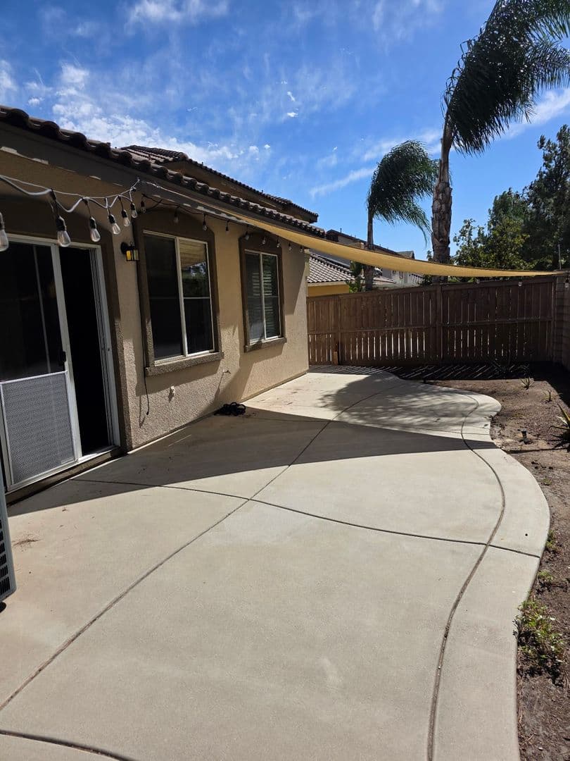 Temecula House: 32811 Tiempo Circle