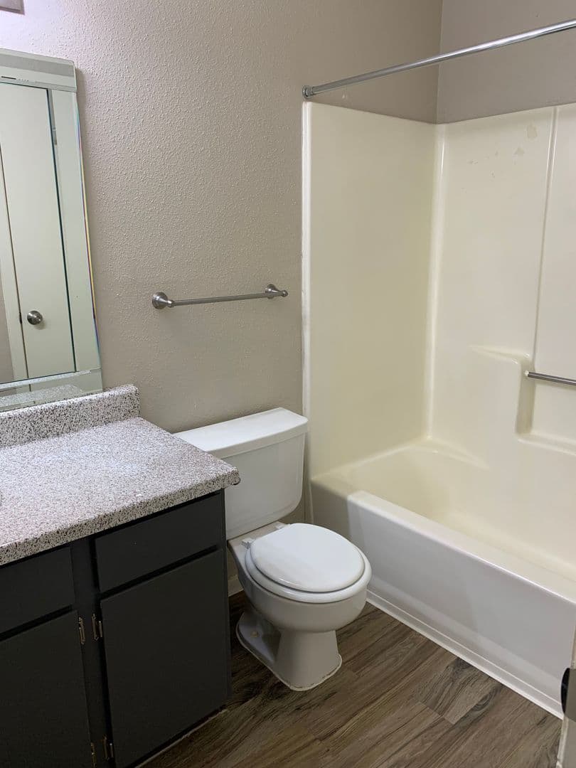 Beaumont Apartment: 4045 Treadway