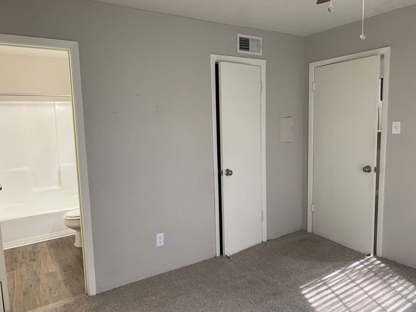 Beaumont Apartment: 4045 Treadway