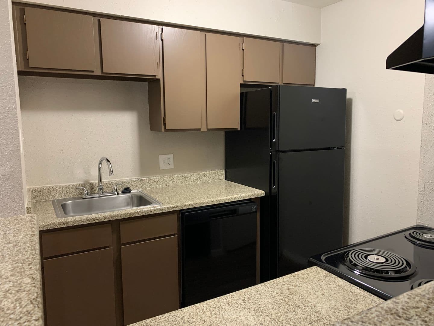 Beaumont Apartment: 4045 Treadway
