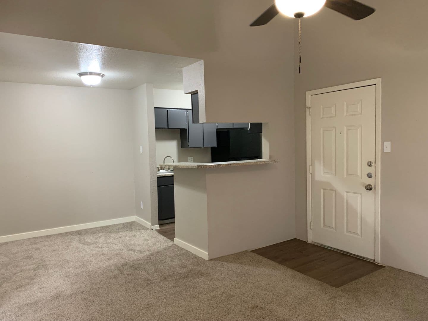 Beaumont Apartment: 4045 Treadway