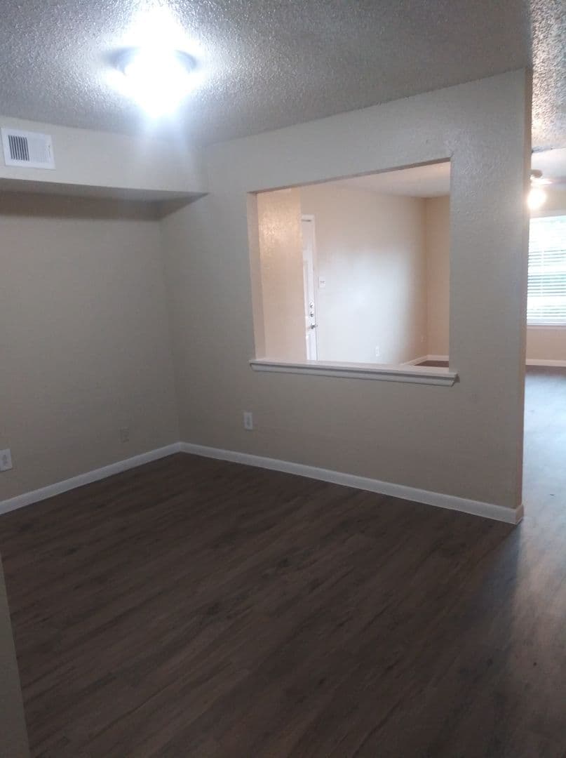 Beaumont Apartment: 3925 Crow Road