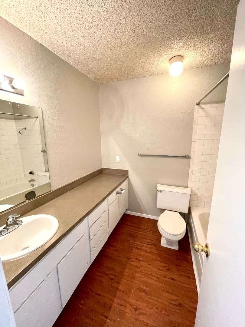 Slaton Apartment: 1355 Woodrow Road