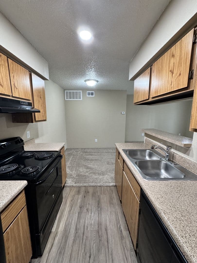 Beaumont Apartment: 7655 Park North Drive
