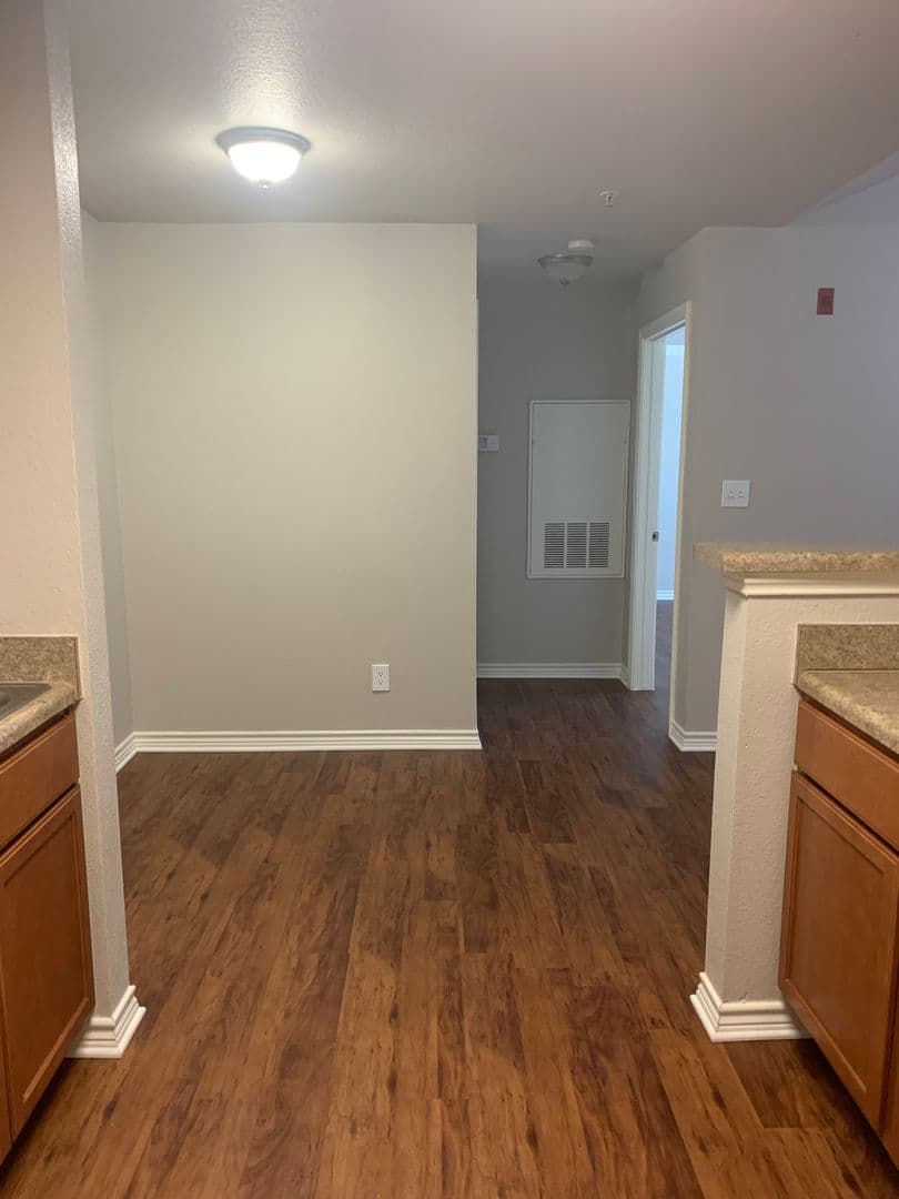 Beaumont Apartment: 4045 Treadway