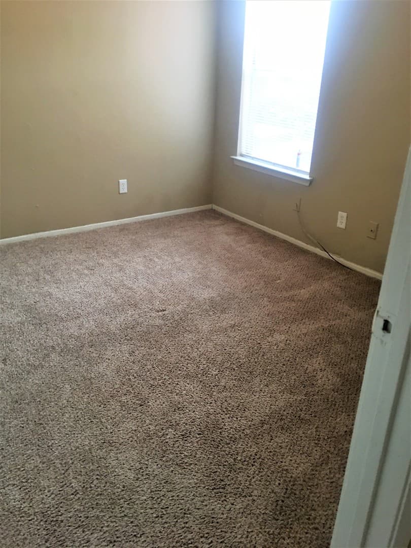 Slaton Apartment: 1355 Woodrow Road