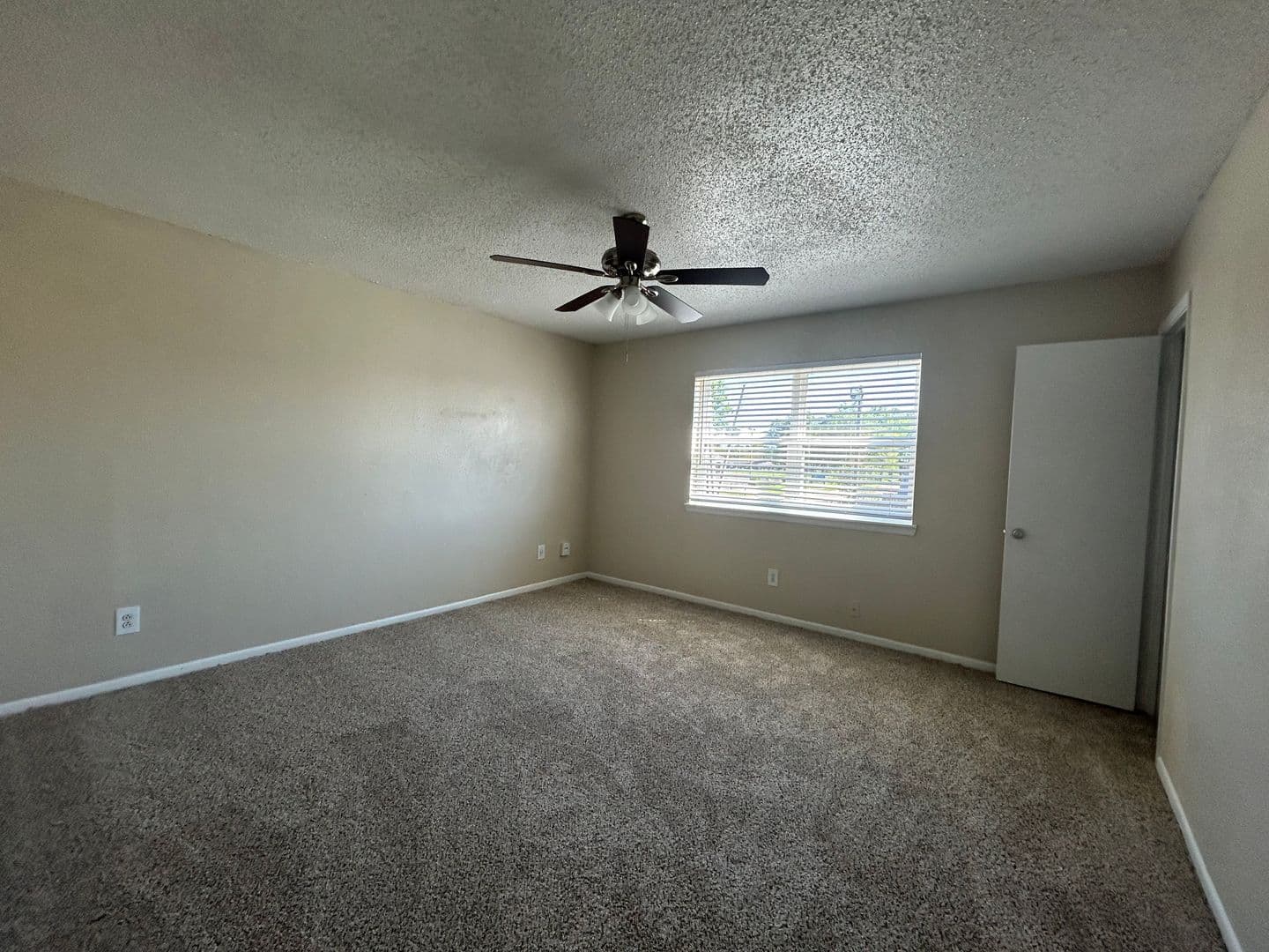 Beaumont Apartment: 3925 Crow Road