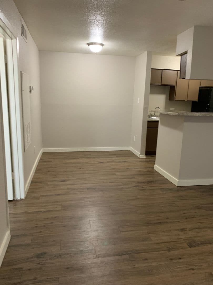 Beaumont Apartment: 4045 Treadway