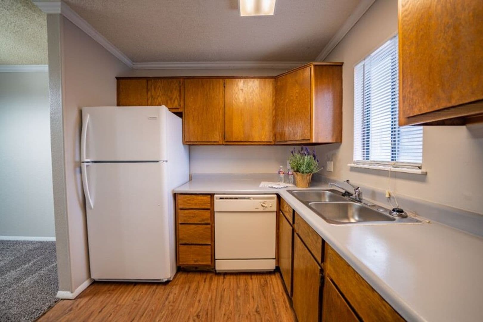 Lubbock Apartment: 5917 67th Street