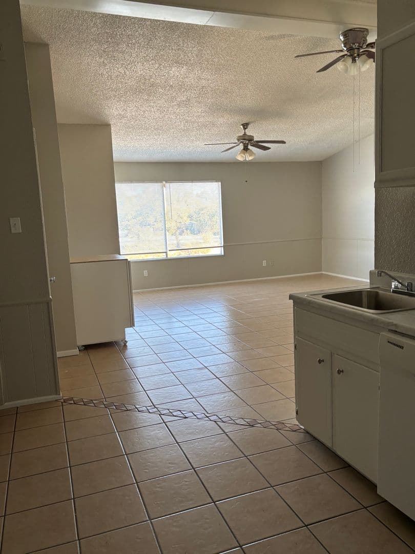 Lubbock Apartment: 2310 70th Street