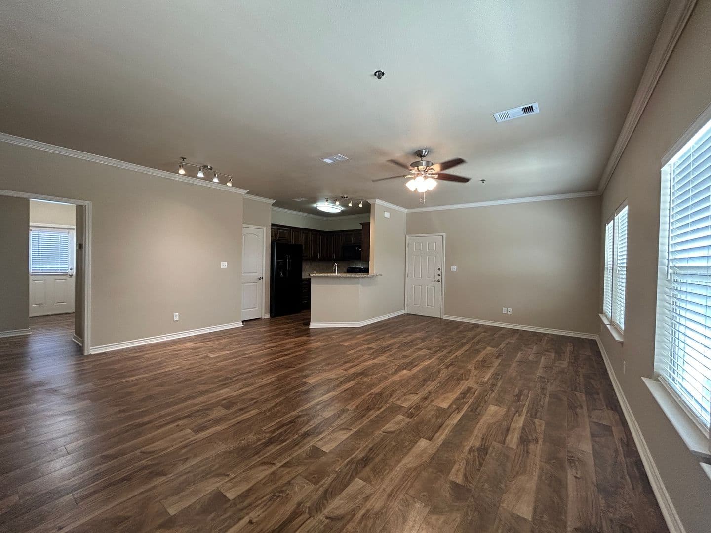 Beaumont Apartment: 3995 Crow Road