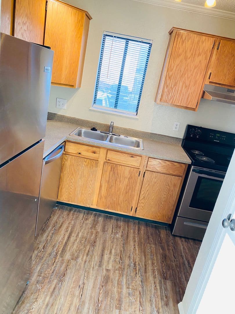 Lubbock Apartment: 5917 67th Street