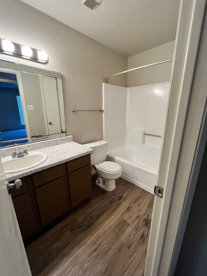 Beaumont Apartment: 4045 Treadway