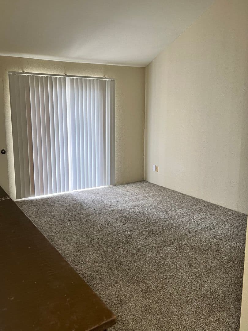 Beaumont Apartment: 4045 Treadway