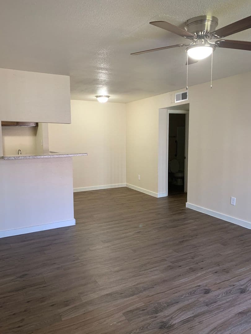 Beaumont Apartment: 4045 Treadway