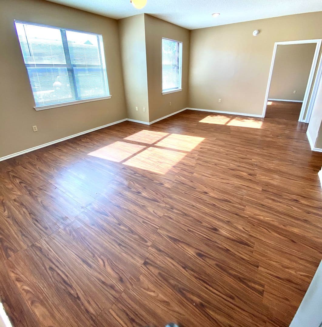 Lubbock Apartment: 5917 67th Street