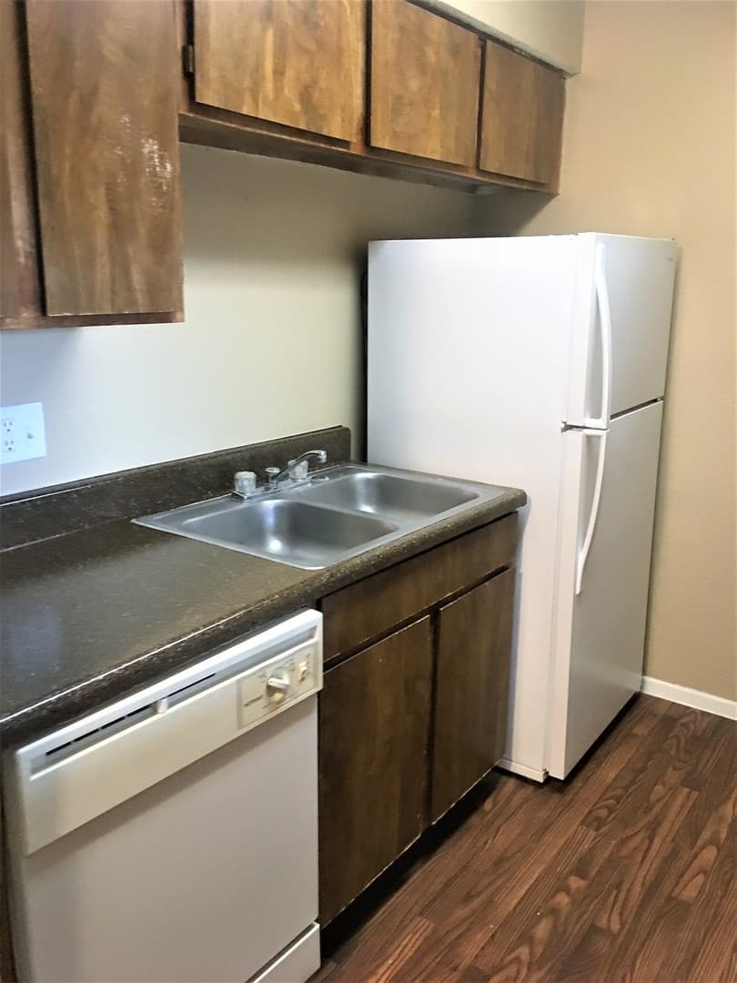 Slaton Apartment: 1355 Woodrow Road
