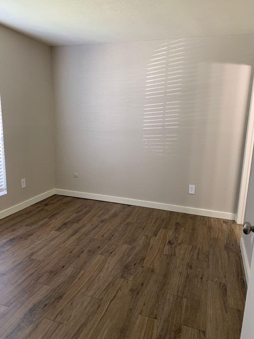 Beaumont Apartment: 4045 Treadway