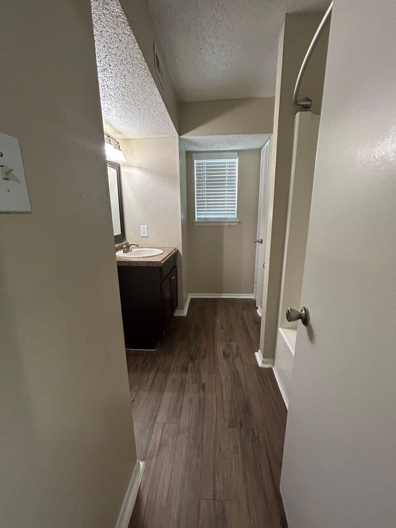 Beaumont Apartment: 3925 Crow Road