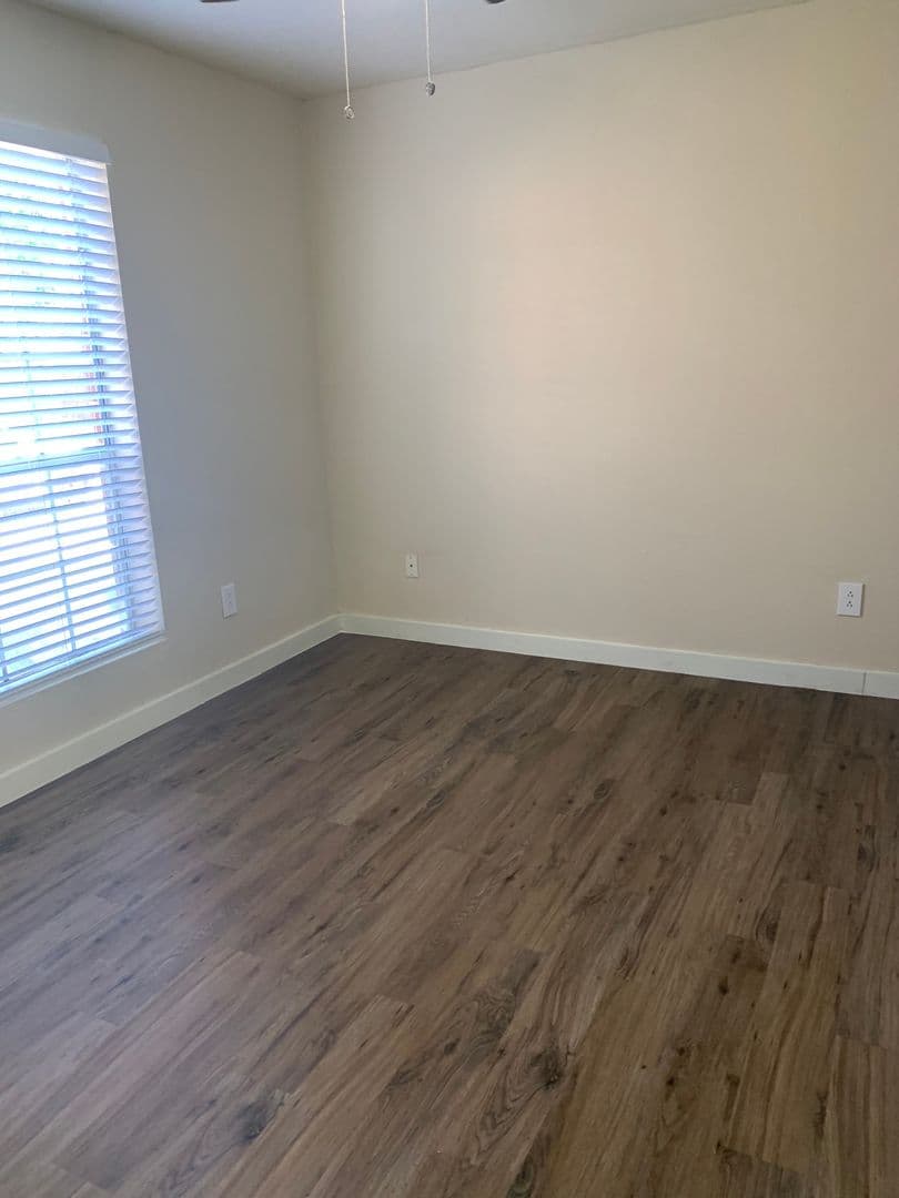 Beaumont Apartment: 4045 Treadway