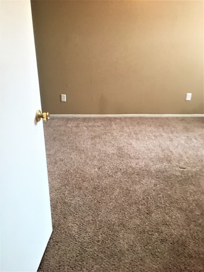 Slaton Apartment: 1355 Woodrow Road