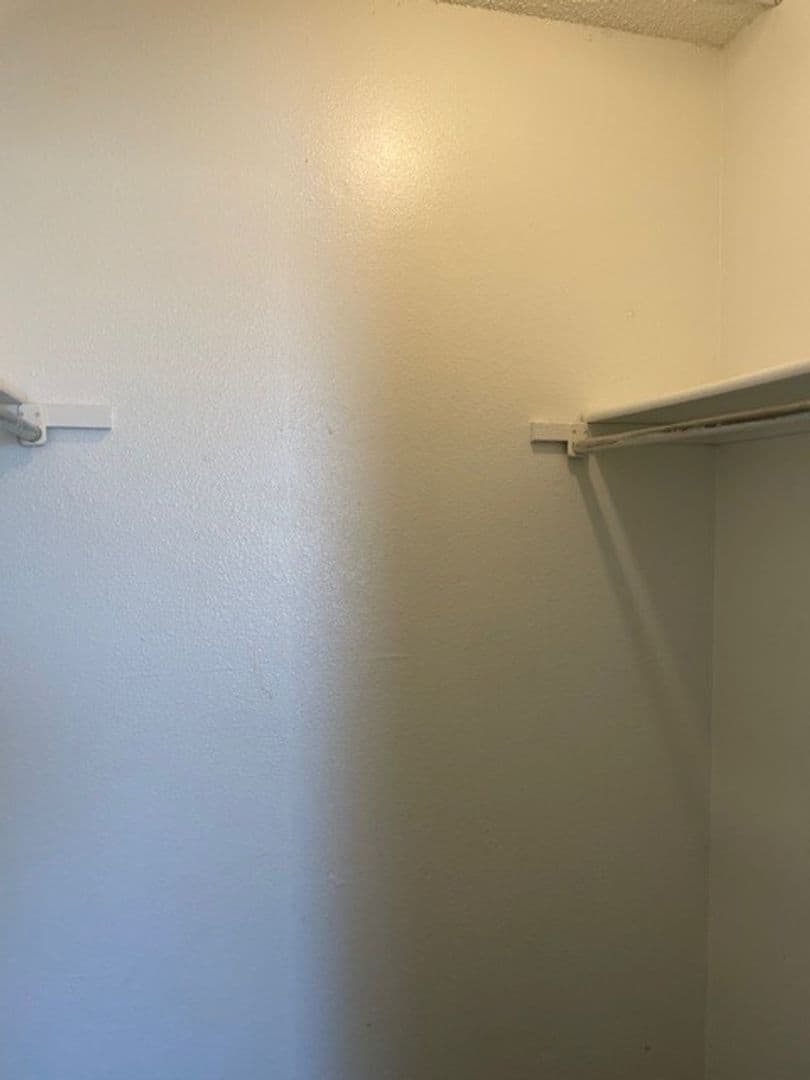 Slaton Apartment: 1355 Woodrow Road