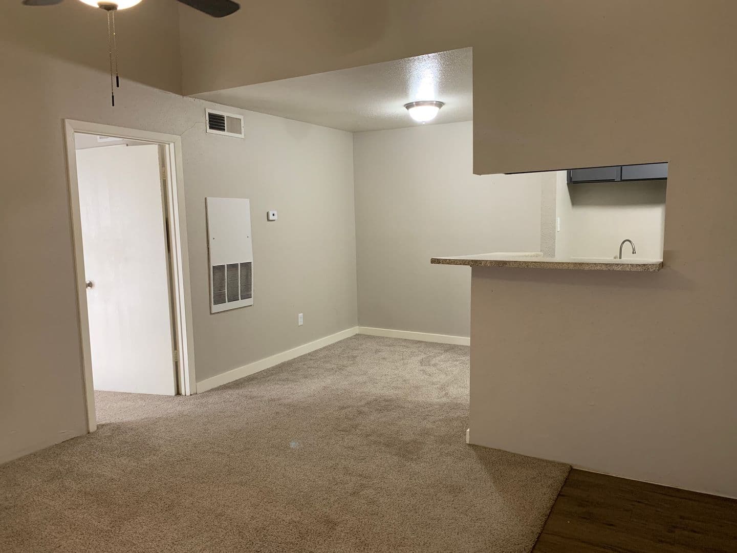 Beaumont Apartment: 4045 Treadway