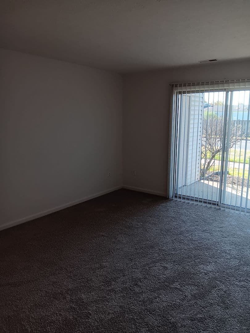 Seymour Apartment: 2547 Bent Tree Lane