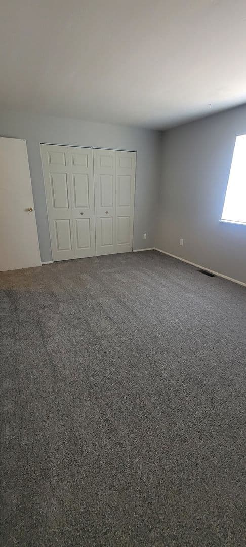 Erlanger Townhome: 3236 N. Talbot Ave.