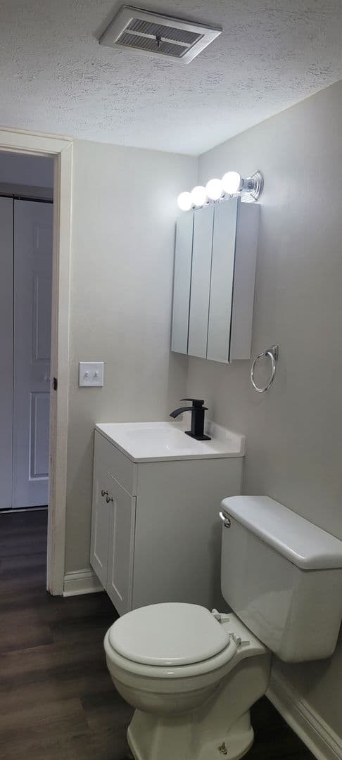 Erlanger Townhome: 3230 N. Talbot Ave.
