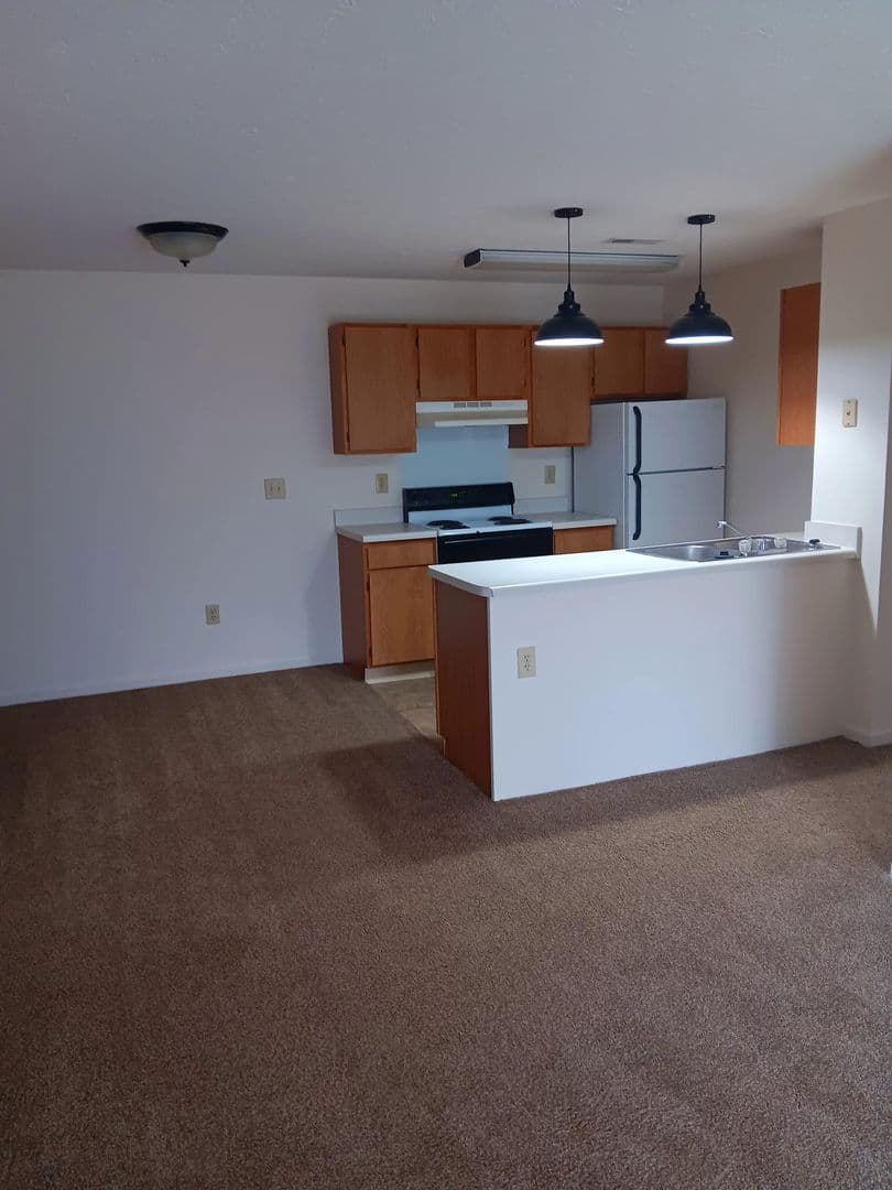 Seymour Apartment: 2626 Bent Tree Lane