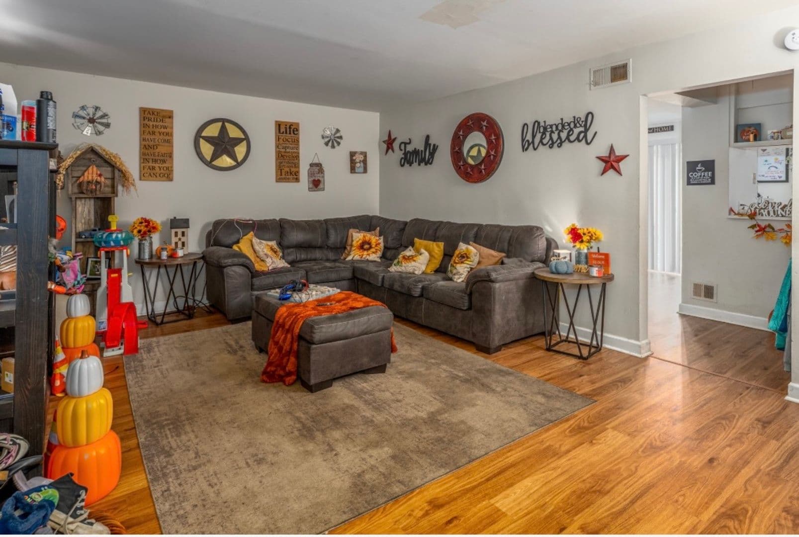 Hamilton Apartment: 135 Timber Hill Dr A1