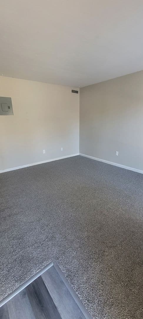 Erlanger Townhome: 3236 N. Talbot Ave.