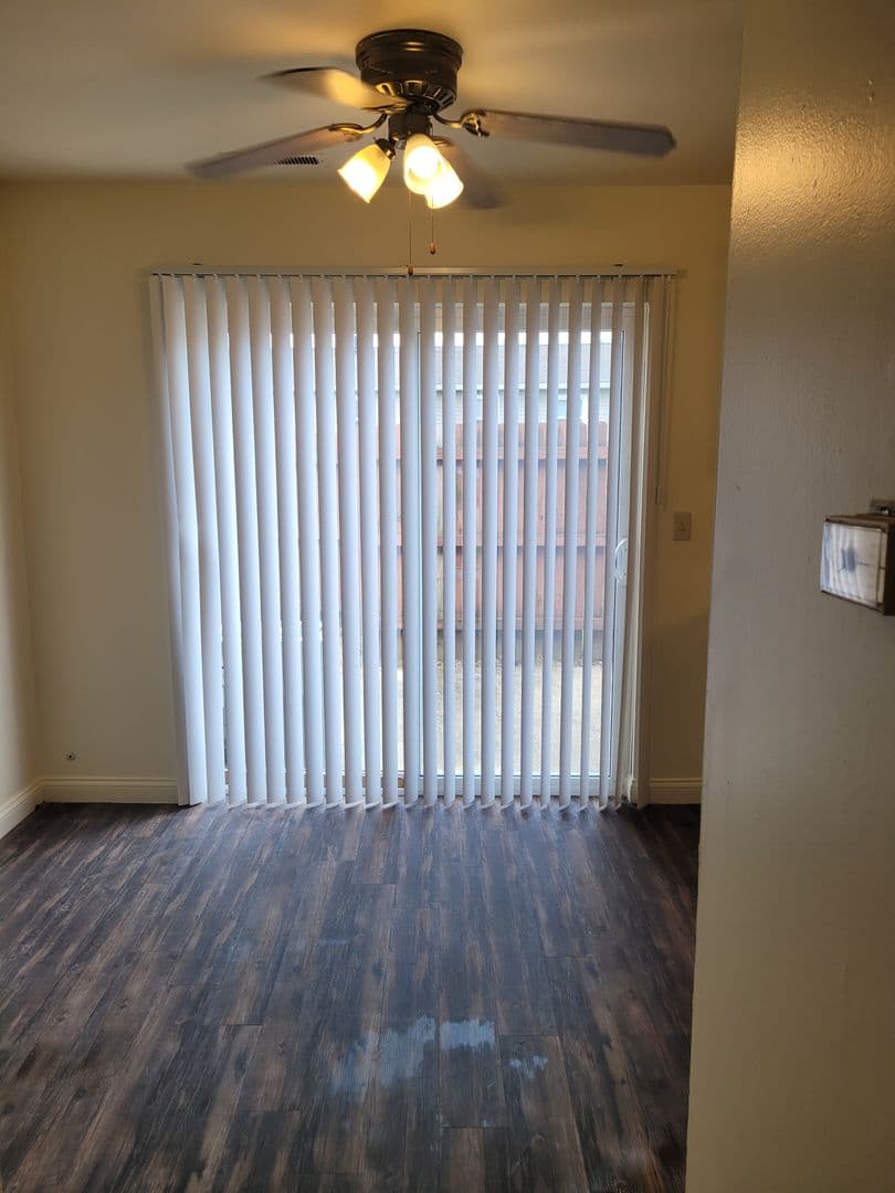 Erlanger Townhome: 3227 N. Talbot Ave.