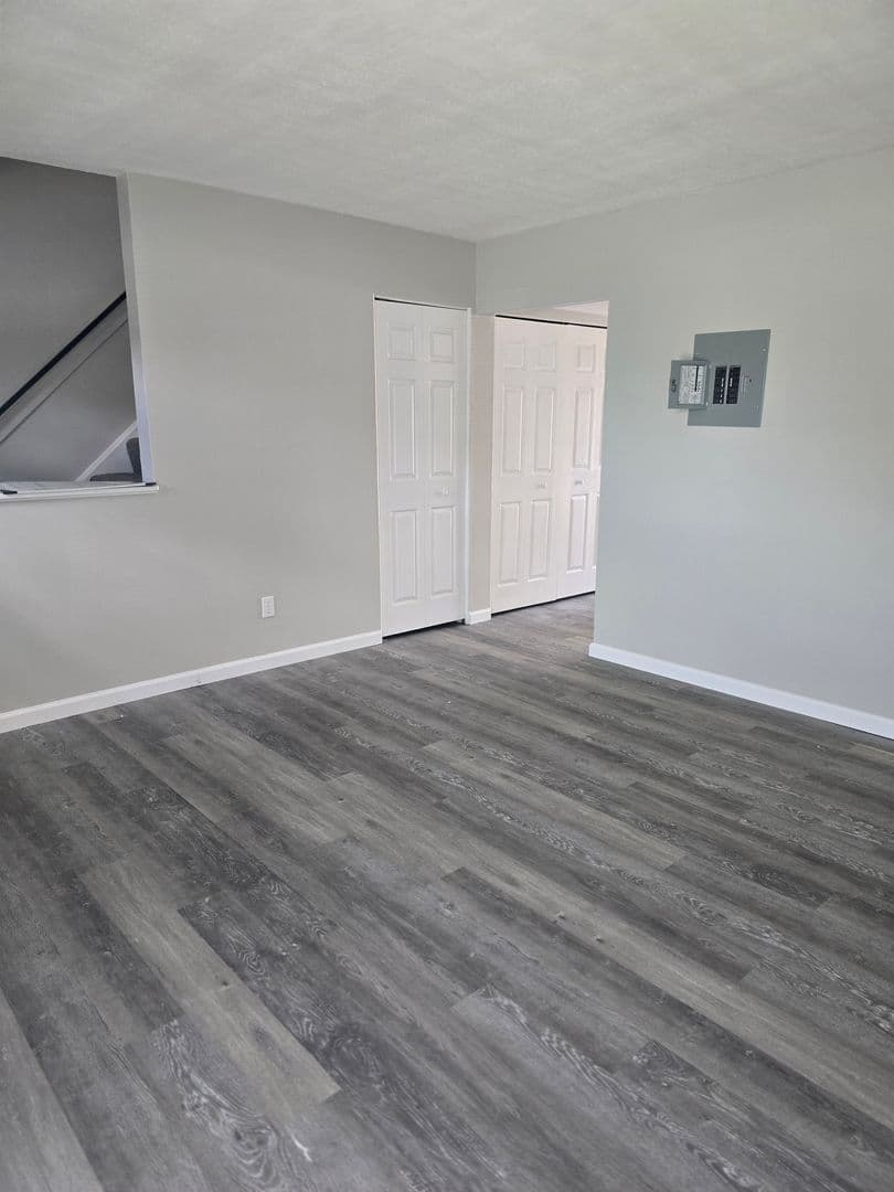 Erlanger Townhome: 580 Erlanger Rd