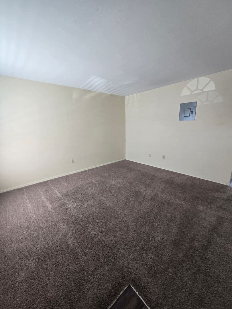 Erlanger Townhome: 3231 N. Talbot Ave.