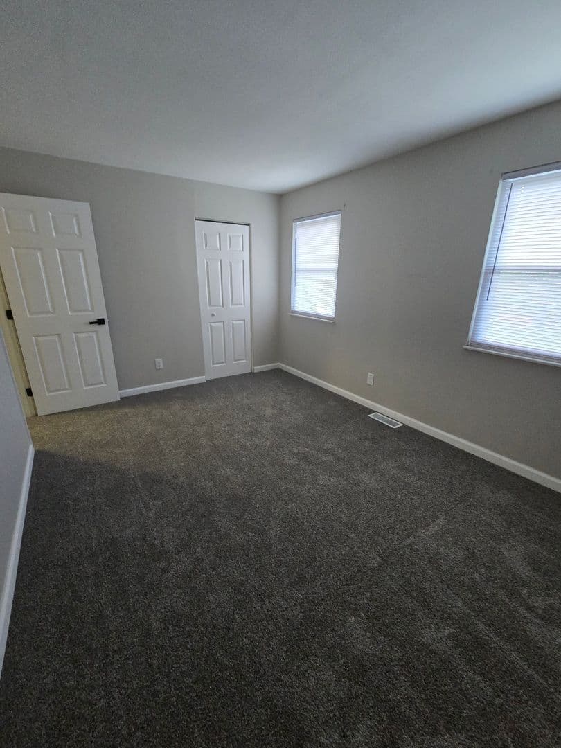 Erlanger Townhome: 3215 N. Talbot Ave.