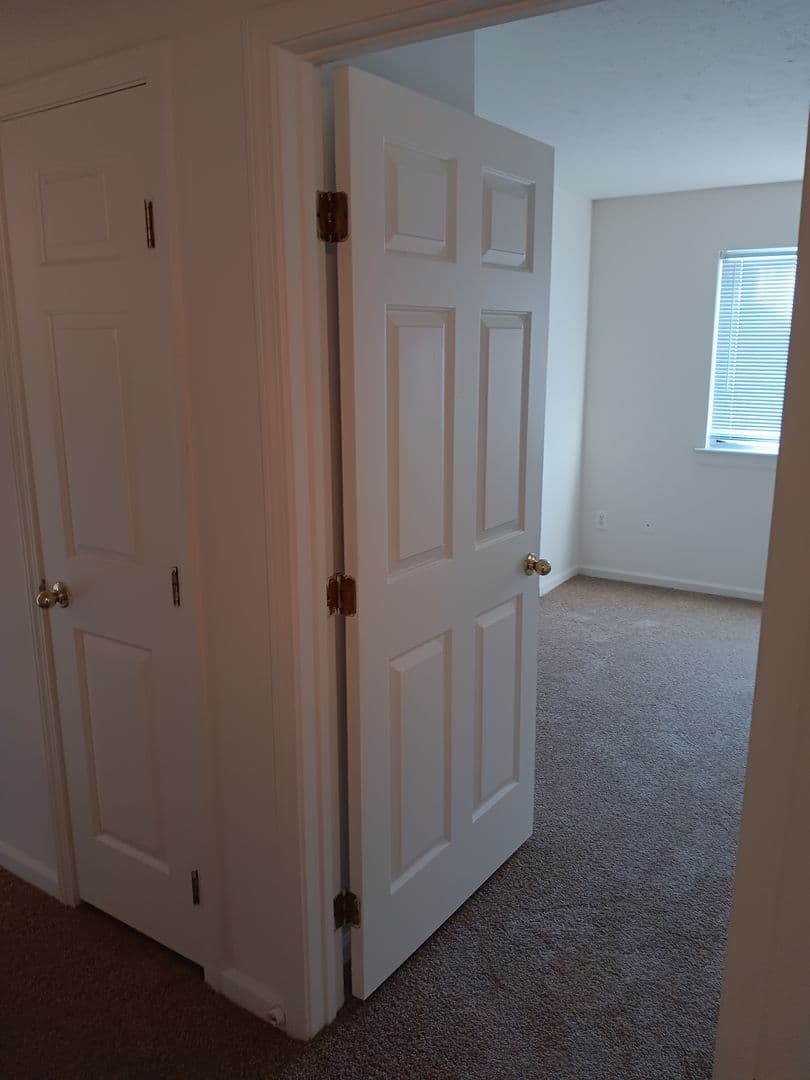 Seymour Apartment: 2547 Bent Tree Lane