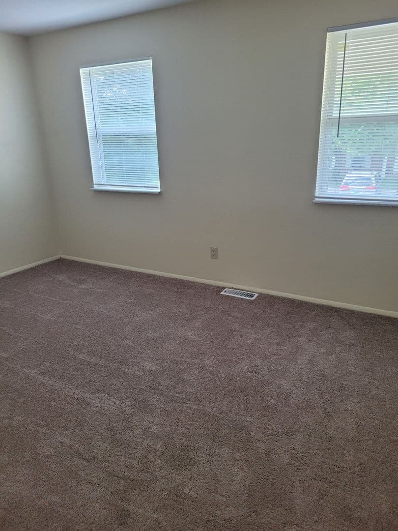 Erlanger Townhome: 3227 N. Talbot Ave.