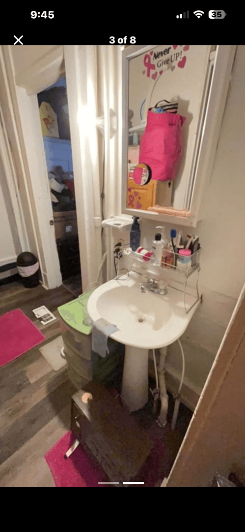 Roanoke Apartment: 1114 Stewart Ave