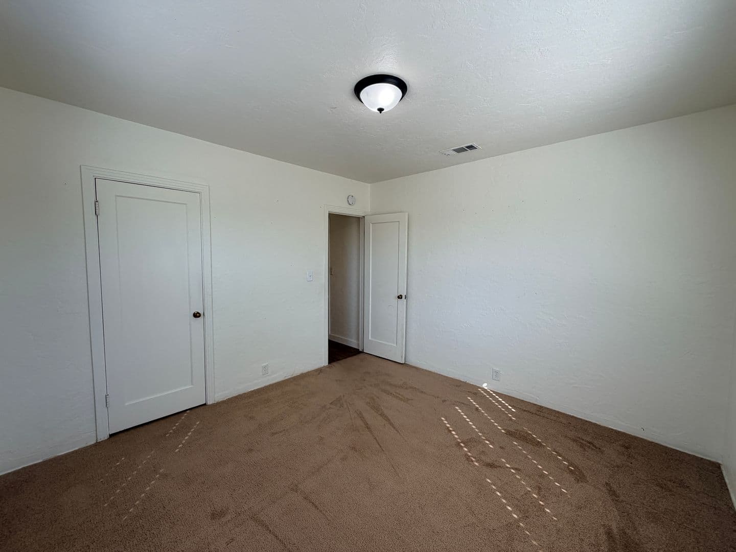 Dos Palos House: 2702 Blossom Street