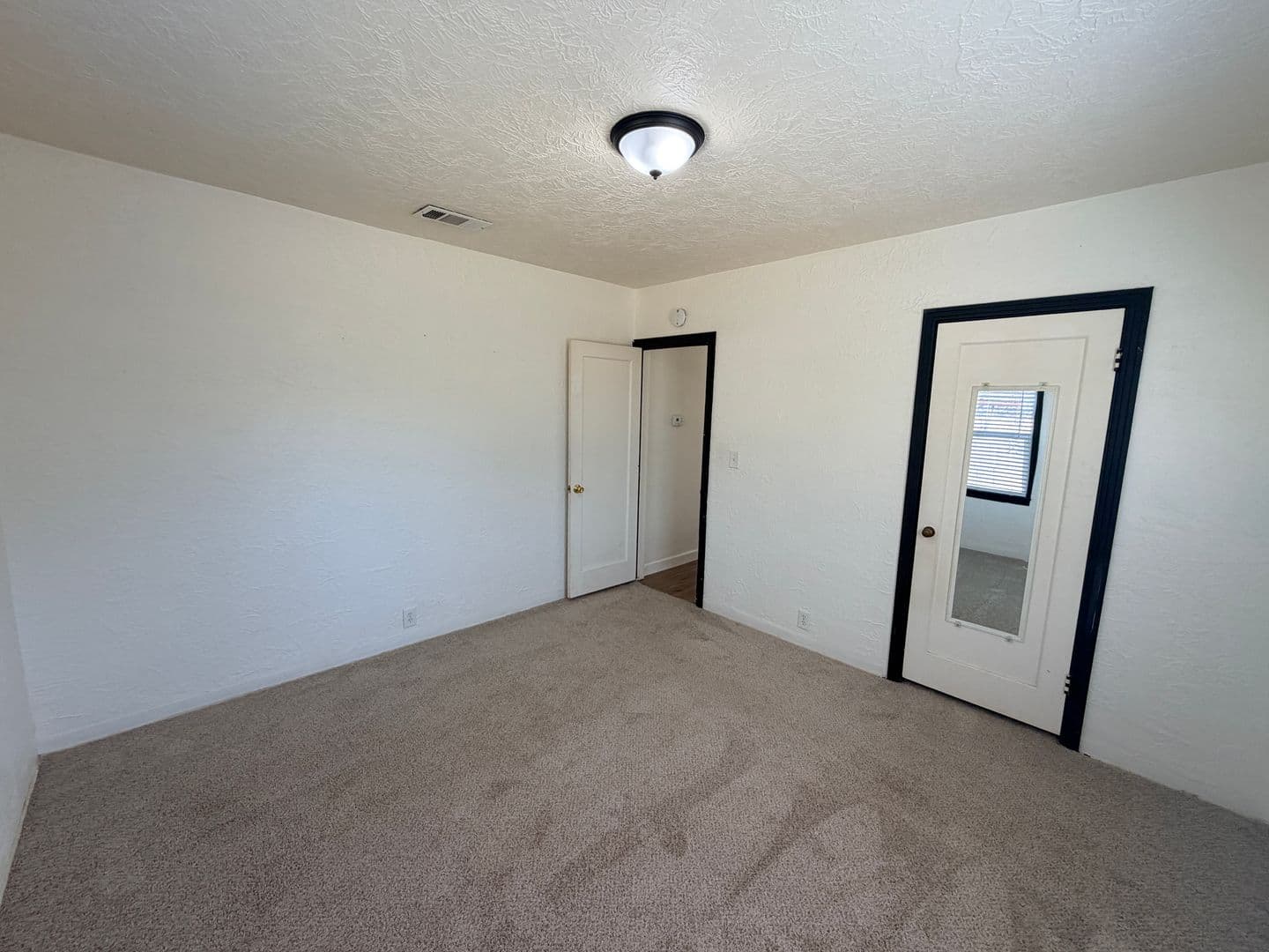 Dos Palos House: 2702 Blossom Street