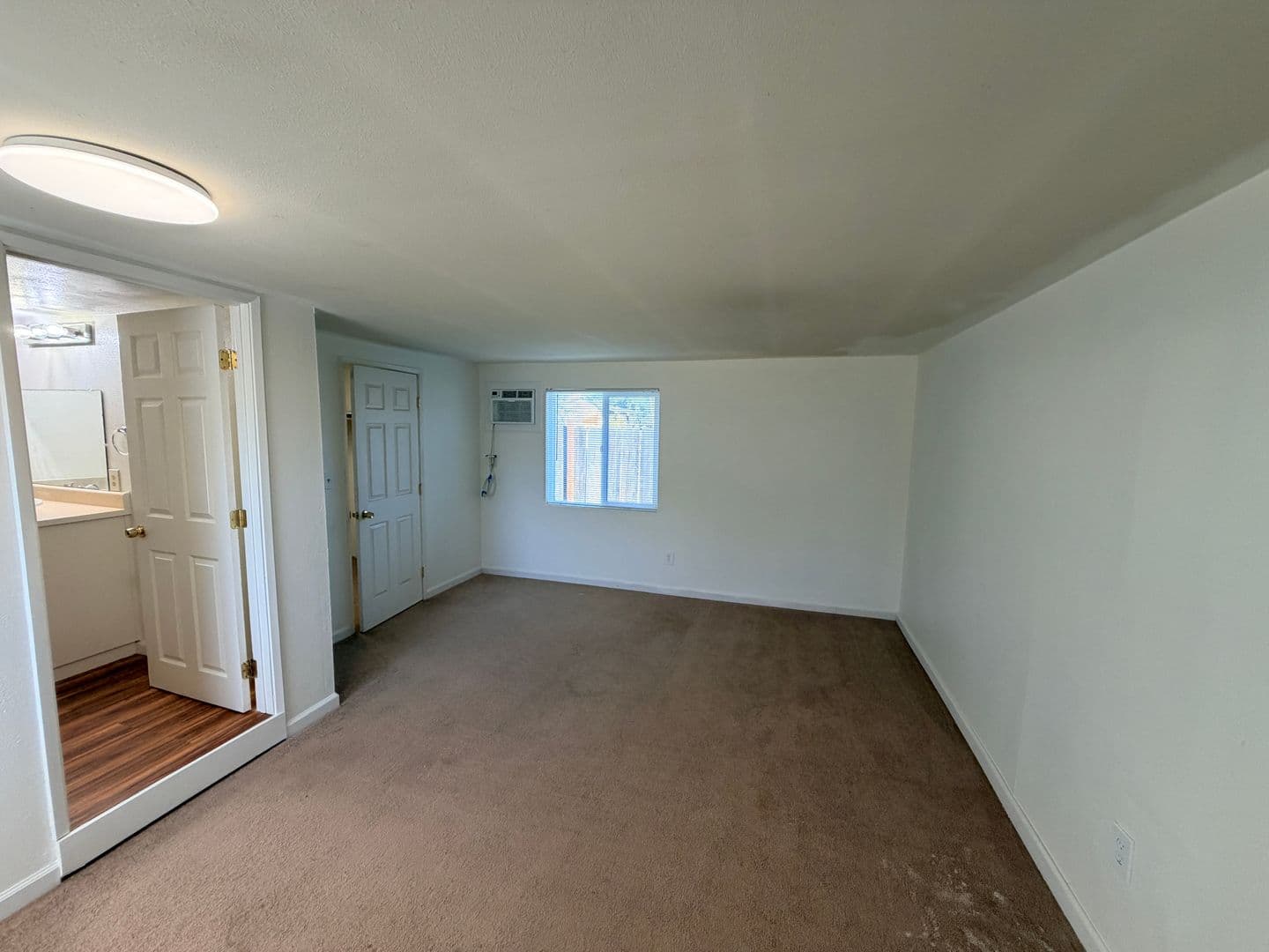 Dos Palos House: 2702 Blossom Street