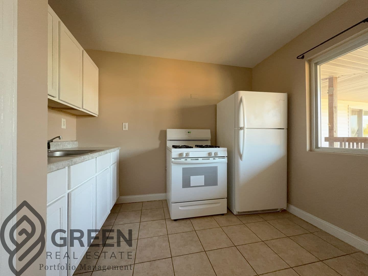 Kankakee Apartment: 210 Tedmark Ct.