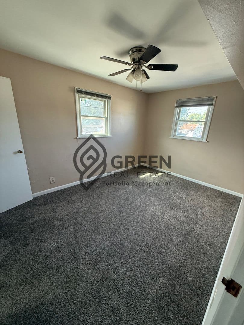 Kankakee Apartment: 793 N 5th Ave