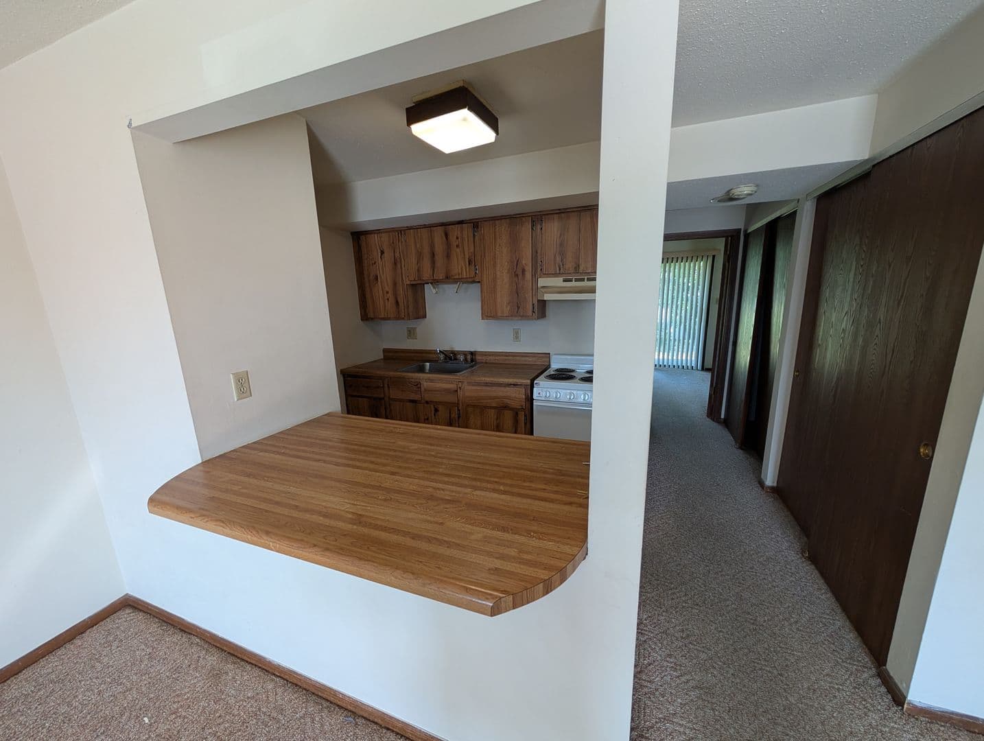 Bourbonnais Apartment: 1331 Potomac Pl
