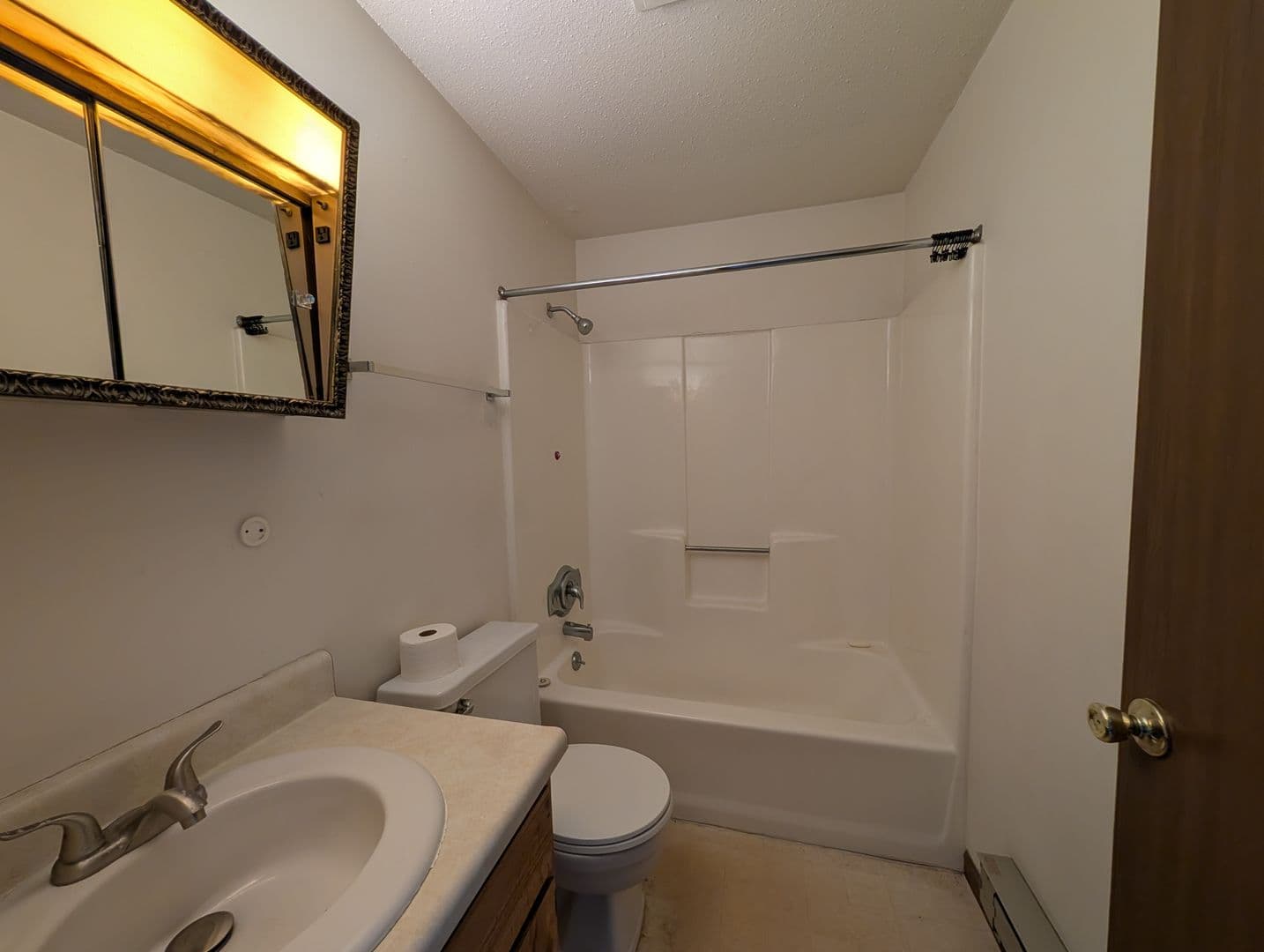 Bourbonnais Apartment: 1331 Potomac Pl