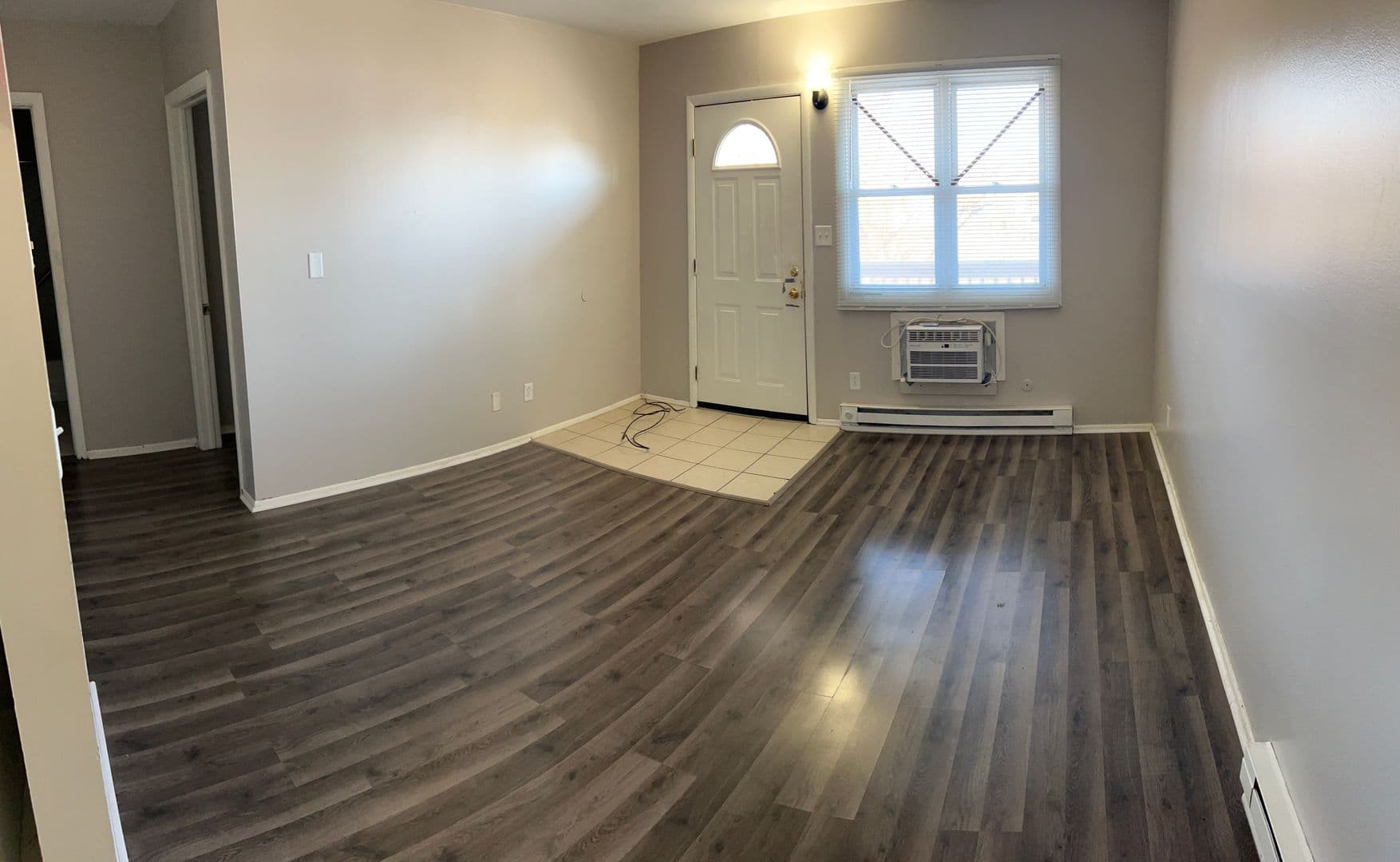 kankakee Apartment: 675 North Entrance Avenue
