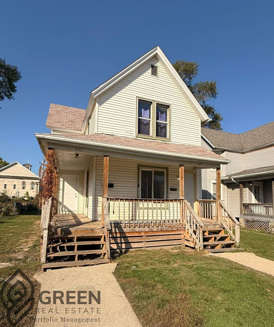 Kankakee Apartment: 641-645 N Indian Ave